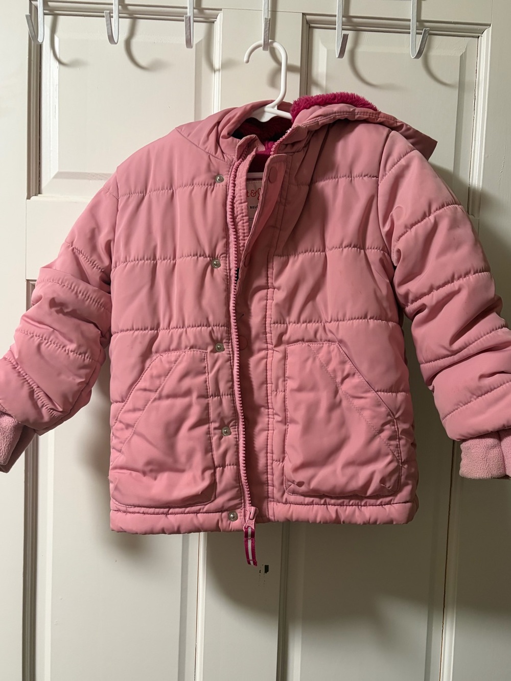 Cat and jack Girls' Pink Hooded Puffer Jacket